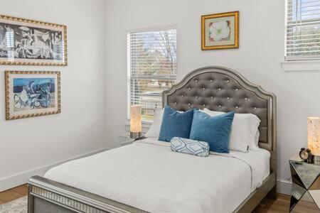 The O'Keeffe-2Nd Floor Boutique Hotel Suite Bentonville Exterior photo
